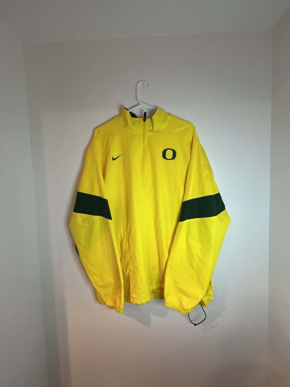 Nike Oregon Ducks Storm-Fit 1/4 Zip Jacket, Size L